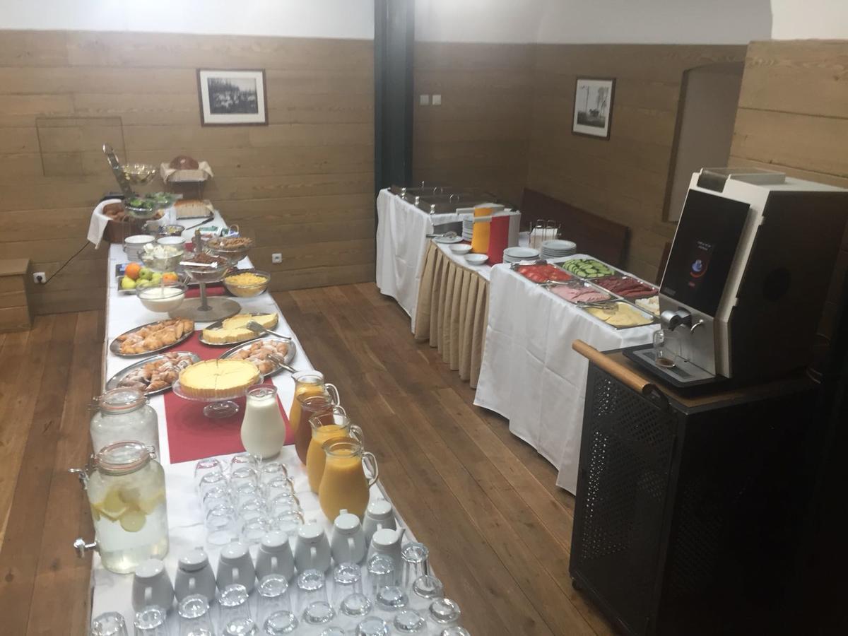 فندق U Medvidku-Brewery براغ المظهر الخارجي الصورة